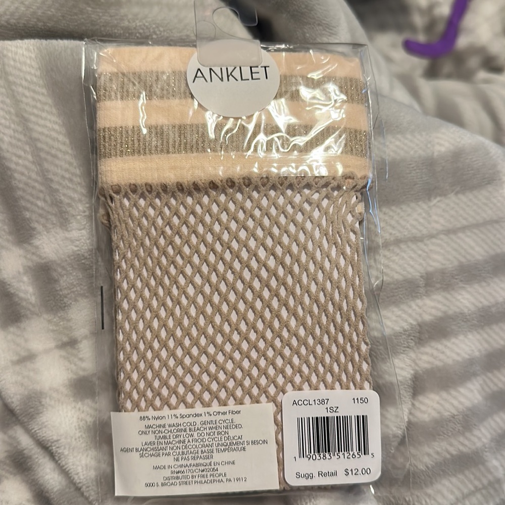 Free People Fishnet Mesh Anklet Socks - Picture 4 of 5